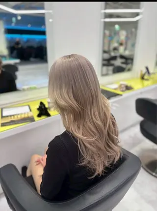 ロング カラー ヘアアレンジ 🧸ミルクティー特化 🧸MASAKIのヘアスタイル