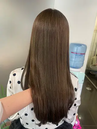 ロング カラー ハイトーン/レイヤー 似合わせ・ユキノのヘアスタイル