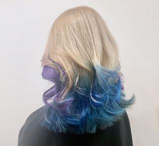 セミロング カラー Maya🦋 ハイトーン特化のヘアスタイル