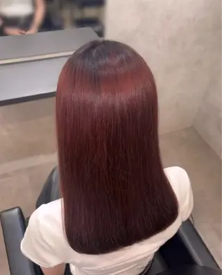 ミディアム カラー 横田 あいらのヘアスタイル