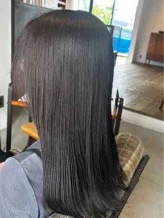 ロング カラー 小林 沙都のヘアスタイル