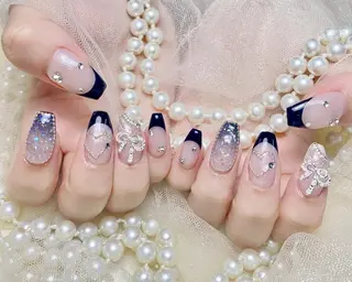 ネイル Queenie 🦋のネイルデザイン