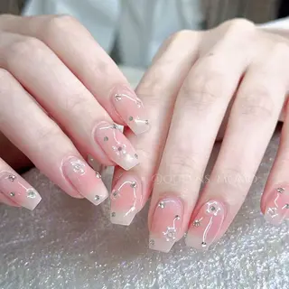 ネイル Queens ひなのネイルデザイン