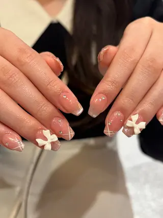 ネイル yuri. 🪷【表参道 青山】のネイルデザイン