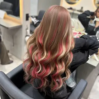 カラー MOMOKA / Lapis今泉店のヘアスタイル