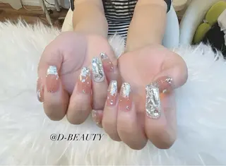 ネイル D-BEAUTY Nailsalonのネイルデザイン