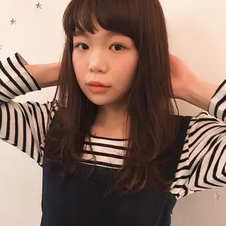 ミディアム カラー 市川 千夏のヘアスタイル