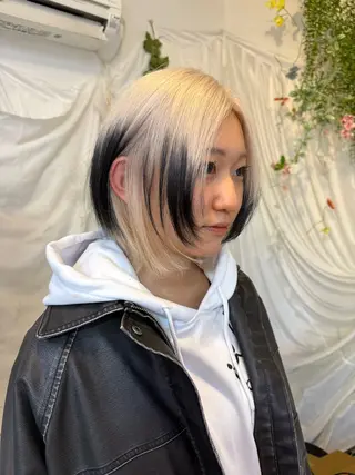 ショート カラー ブリーチカラー/ デザインカラー/にらのヘアスタイル