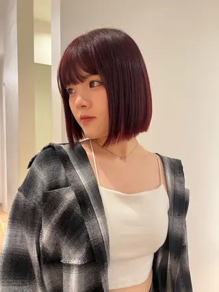 ショート 成岡 愛美のヘアスタイル