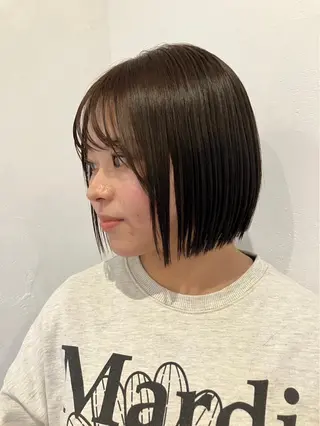 ショート ツヤ感カラー 🩵かりんのヘアスタイル