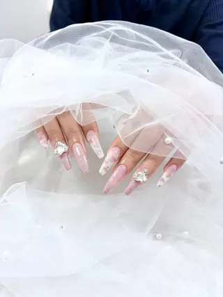 ネイル akari🎀 京橋 ARRINEのネイルデザイン