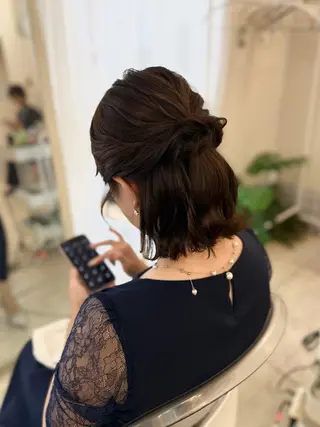ショート ヘアアレンジ 梅田茶屋町ヘアセット 🎀RIONA🎀のヘアスタイル