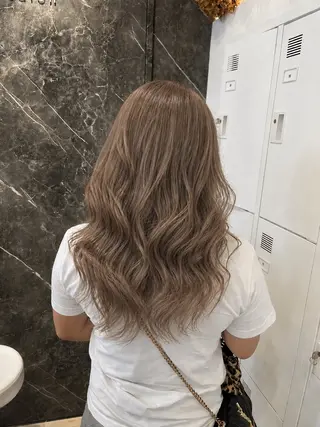 ミディアム カラー 透明感カラーレイヤー ブリーチ🌙Manaのヘアスタイル