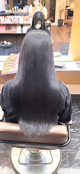 Log nanakaのヘアスタイル
