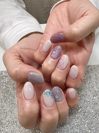 ネイル ガレンドウ 白澤 愛子のネイルデザイン