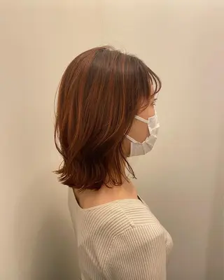 ミディアム カラー ムナカタ アカリのヘアスタイル