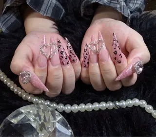 ネイル Julie Nail Hinのネイルデザイン