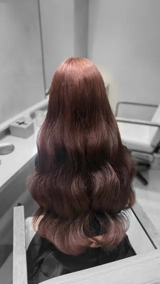 ロング カラー 梅田 / ハイトーン Shionのヘアスタイル