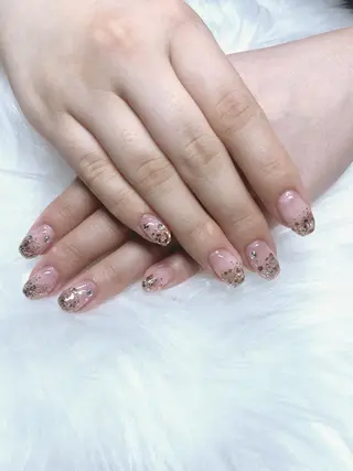 ネイル レイレア ネイルルームのネイルデザイン