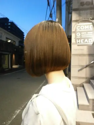 ミディアム 宮前 芽衣のヘアスタイル