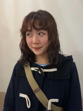 ミディアム カラー パーマ ラフパーマ🤎ベージ ュカラー🤎annaのヘアスタイル
