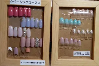 カラー LULLABY 吉祥寺店のネイルデザイン