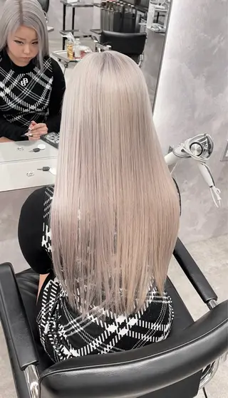 カラー 齊藤 千隼のヘアスタイル