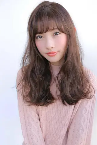 ロング 浦田侑希 CODE.LINEのヘアスタイル
