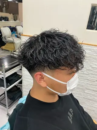 パーマ メンズ 🌴パーマオタク🌴 長谷川　諒佑🌈のヘアスタイル