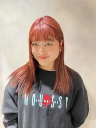セミロング カラー 渡邊 美優のヘアスタイル