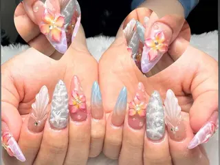 ネイル ユリ🎀長さだし/ パラジェル/持ち込みのネイルデザイン
