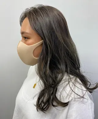 セミロング カラー 産休の為お休みです! 小島凜のヘアスタイル