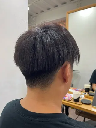 ショート メンズ 縮毛矯正🌟カラー╱ ╱いいじまのヘアスタイル