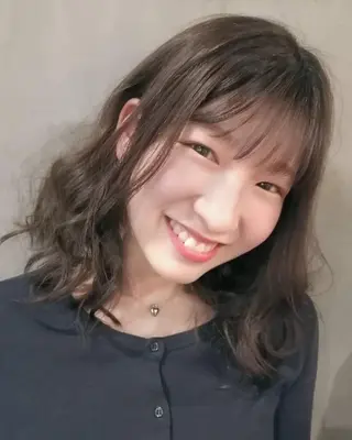 ミディアム カラー 傷ませないブリーチ 美容師🎉内山のヘアスタイル