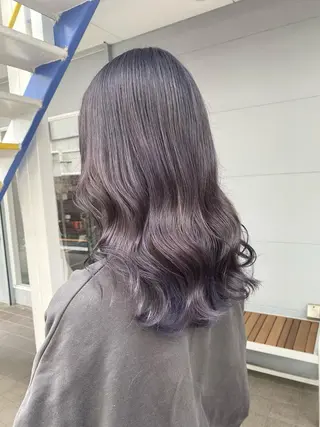 ミディアム カラー ヘアアレンジ lani ブリーチ /ダブルカラーのヘアスタイル