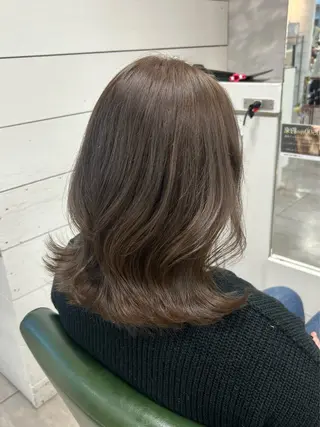 ミディアム レイヤー/艶髪カラー 森本くるみのヘアスタイル