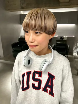 ショート カラー 宮川 日菜子のヘアスタイル