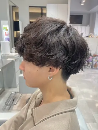 パーマ メンズ ワダ モエナのヘアスタイル