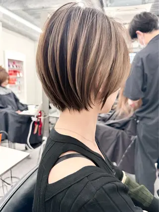 ショート カラー 🎀ツヤ髪×モテヘア 🎀池袋/カナエのヘアスタイル