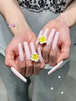 ネイル Eli Muse 新宿ネイルのネイルデザイン
