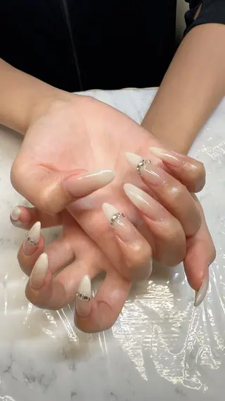 ネイル ✨アン ミユ✨のネイルデザイン
