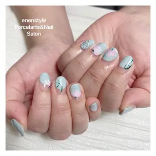ミディアム ネイル 🐾enen style 🐾のネイルデザイン