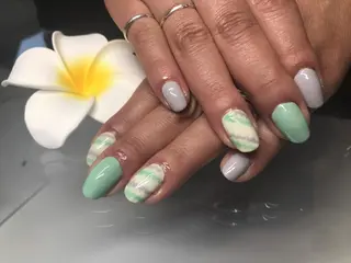 ネイル Mana ·͜· ❤︎のネイルデザイン