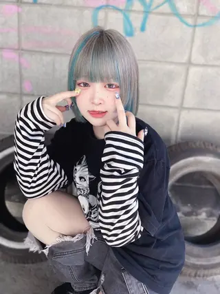 ショート カラー りん🧸透明感カラ ー/ヘアアレンジのヘアスタイル
