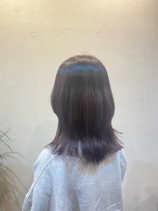 セミロング カラー 佐々木 愛里のヘアスタイル