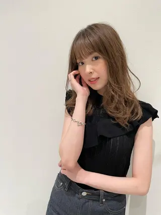 ミディアム カラー 中西 優典のヘアスタイル