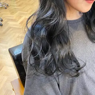 ロング 前川 朋香のヘアスタイル