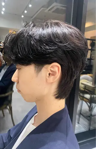ミディアム パーマ メンズ 似合う髪型見つけます AYAKAのヘアスタイル