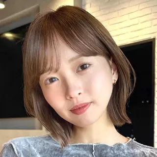 ショート カラー 顔まわり🥨レイヤー /透明感/水口舞奈のヘアスタイル