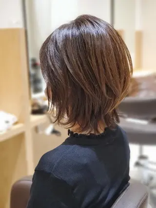 ショート カラー 岡本 尚樹のヘアスタイル
